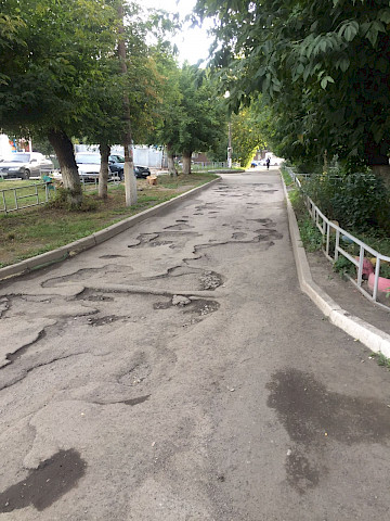 Было так, такси не возили ...